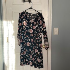 Old Navy black and floral dress